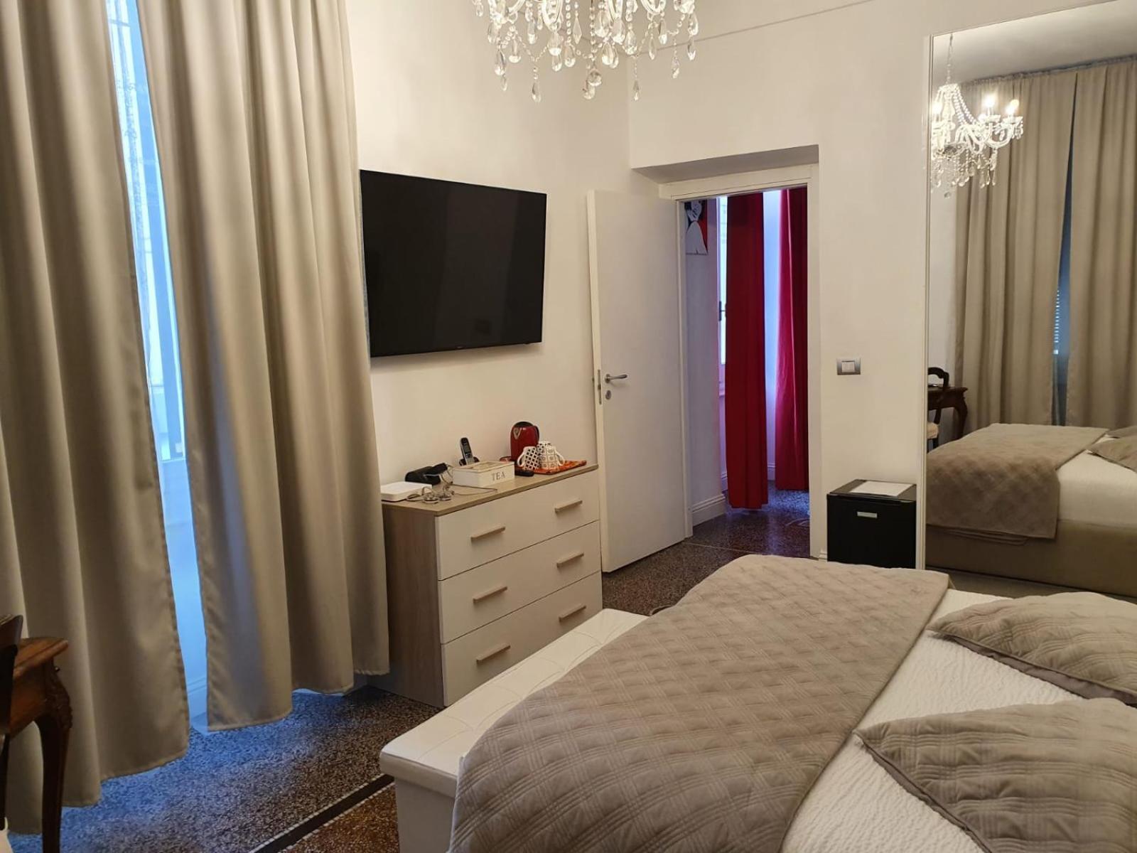 Varazze Suite Sauna E Hammam Luaran gambar