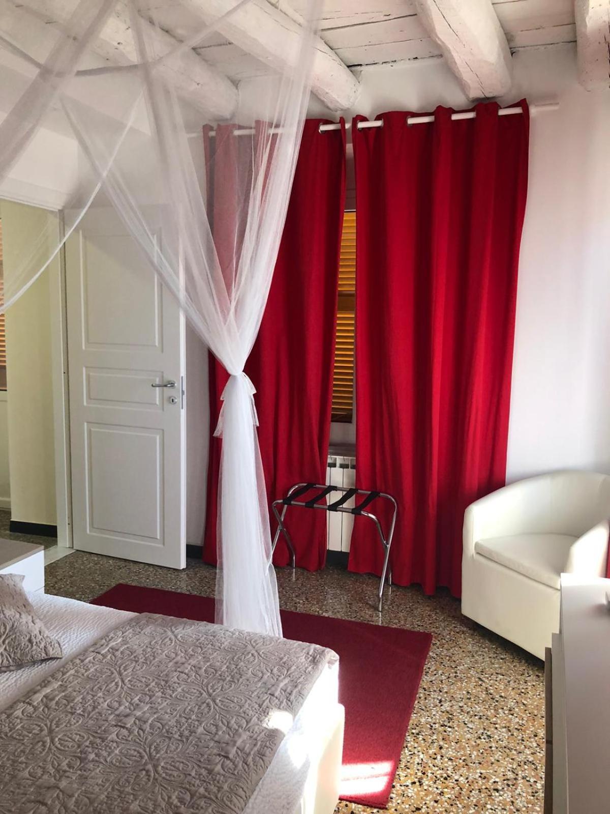 Varazze Suite Sauna E Hammam Luaran gambar